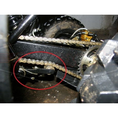 ATV 200 250cc keturračio grandinės įtempėjas mechanizmas